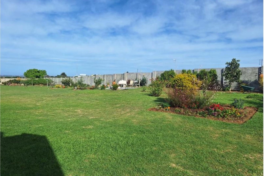 2 Bedroom Property for Sale in C Place Eastern Cape